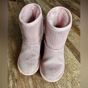 UGG Girls Pink Boots with Hearts print 12